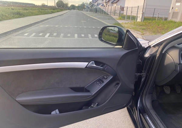Audi A5 cena 21000 przebieg: 360000, rok produkcji 2009 z Wrocław małe 106